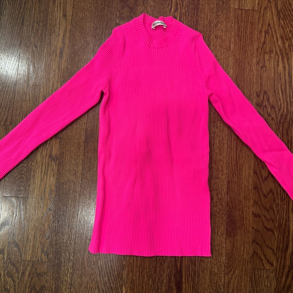 $795 Balenciaga Women's Pink Ribbed Knit Long Sleeve Pullover Sweater Size XS - Picture 1 of 9